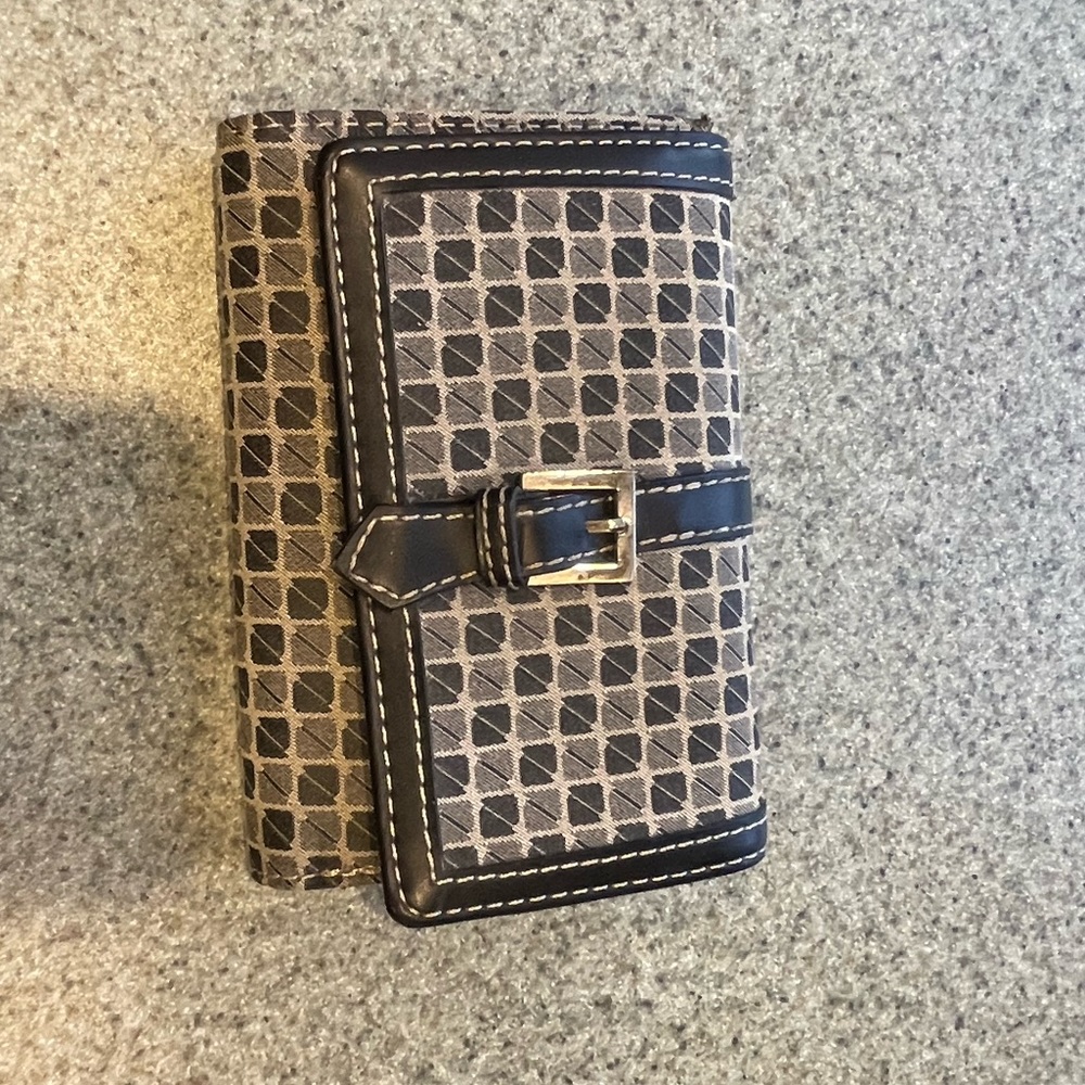 💖2/$5🔥Nine and company wallet